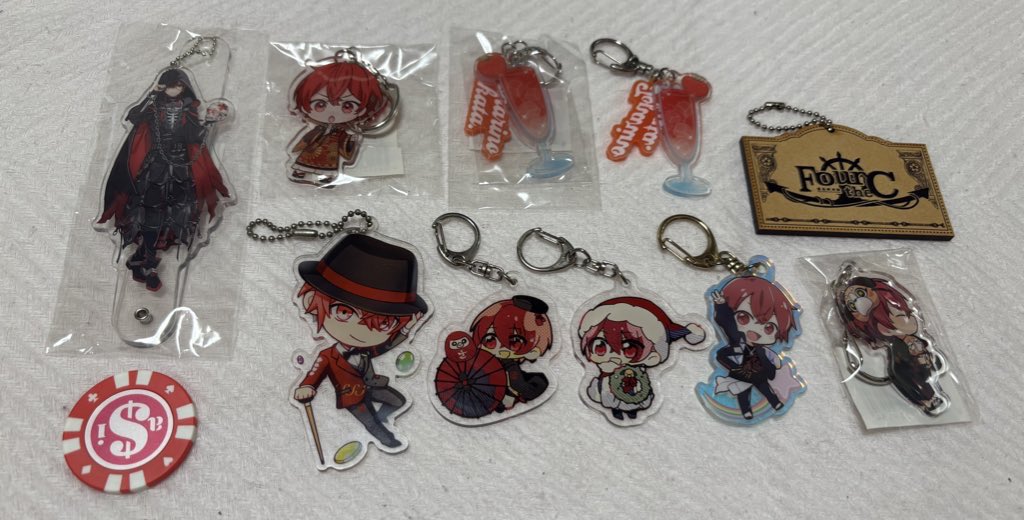 7dz0vf's tweet photo. 浦島坂田船　グッズ　交換　譲渡

（求）買取 
（譲）画像

気軽にお声掛けください。

#浦島坂田船グッズ #うらたぬきグッズ #志麻グッズ #あほの坂田グッズ #となりの坂田グッズ #センラグッズ https://t.co/C3lH8CL7ik