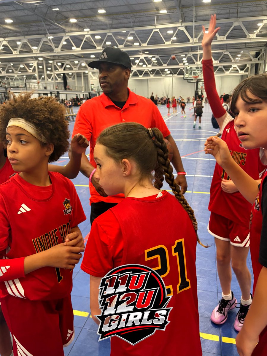 UniqueHoops's tweet photo. Highlight 📸 from our 11U | 12U girls.  Way to compete this weekend at the Mayhem Summer Classic. 
#uniquehoopsbball #3SPG #adidashoops https://t.co/tsZLs1IFZg