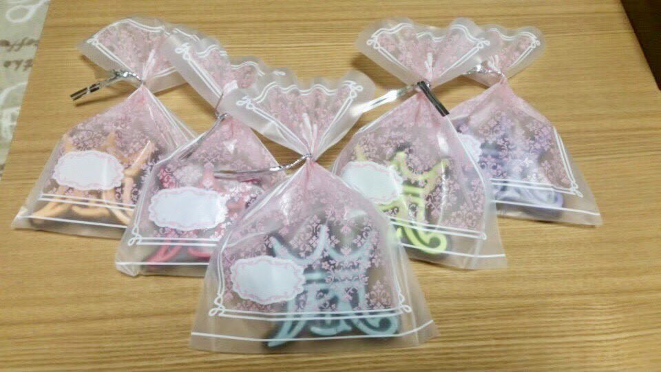 tmsa321's tweet photo. 娘も作ってた💛❤️🩵💚💜 https://t.co/R7ks27NdGW