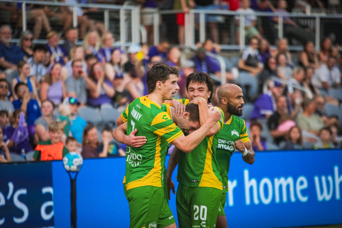 TampaBayRowdies's tweet photo. Electric moments from Louisville 💥 https://t.co/mfCapDSPeL