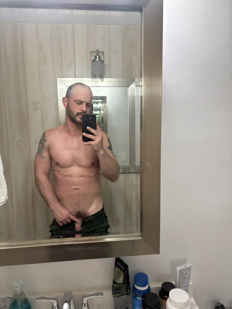 lildicknic's tweet photo. My younger brother told me I have the tiniest dick he’s ever seen, do you agree?? #gaysph #tinydick #betadick #gaytinydick #gaytinypenis #micropenis #sph #gayexposed #tinydickexpose https://t.co/UMBc0V5lrU
