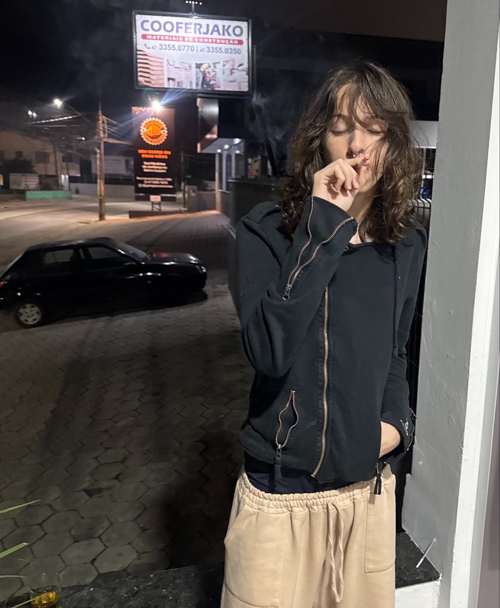 rdrage14's tweet photo. flow da marijuaaana https://t.co/aYKCy9Jv6r