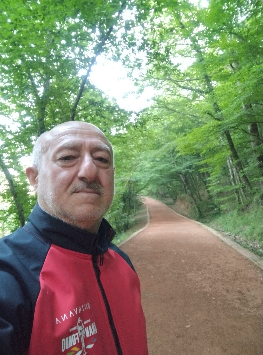 rizakamil1's tweet photo. Sabah sporu
Belgrad Ormanı
5 saat, 24 km. https://t.co/hjyKGvKLKu