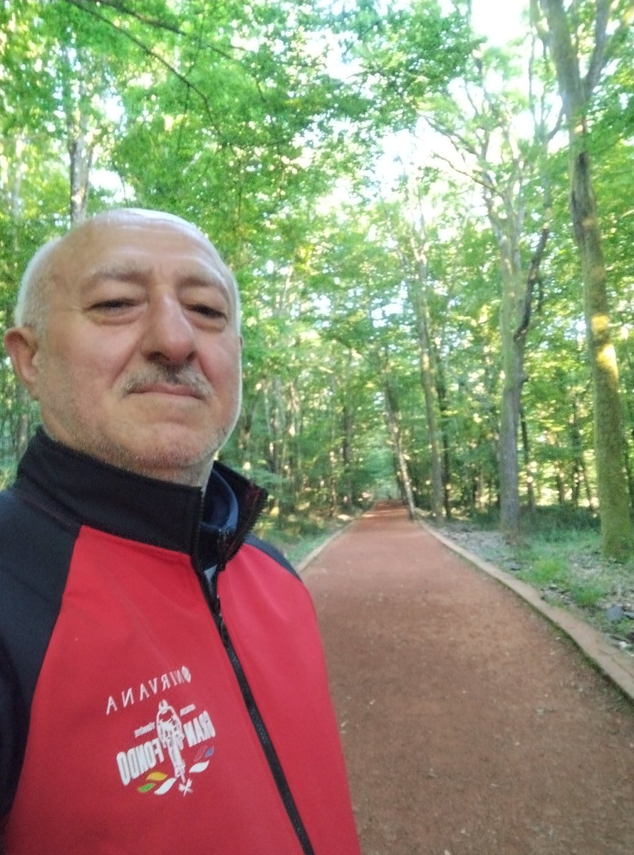rizakamil1's tweet photo. Sabah sporu
Belgrad Ormanı
5 saat, 24 km. https://t.co/hjyKGvKLKu