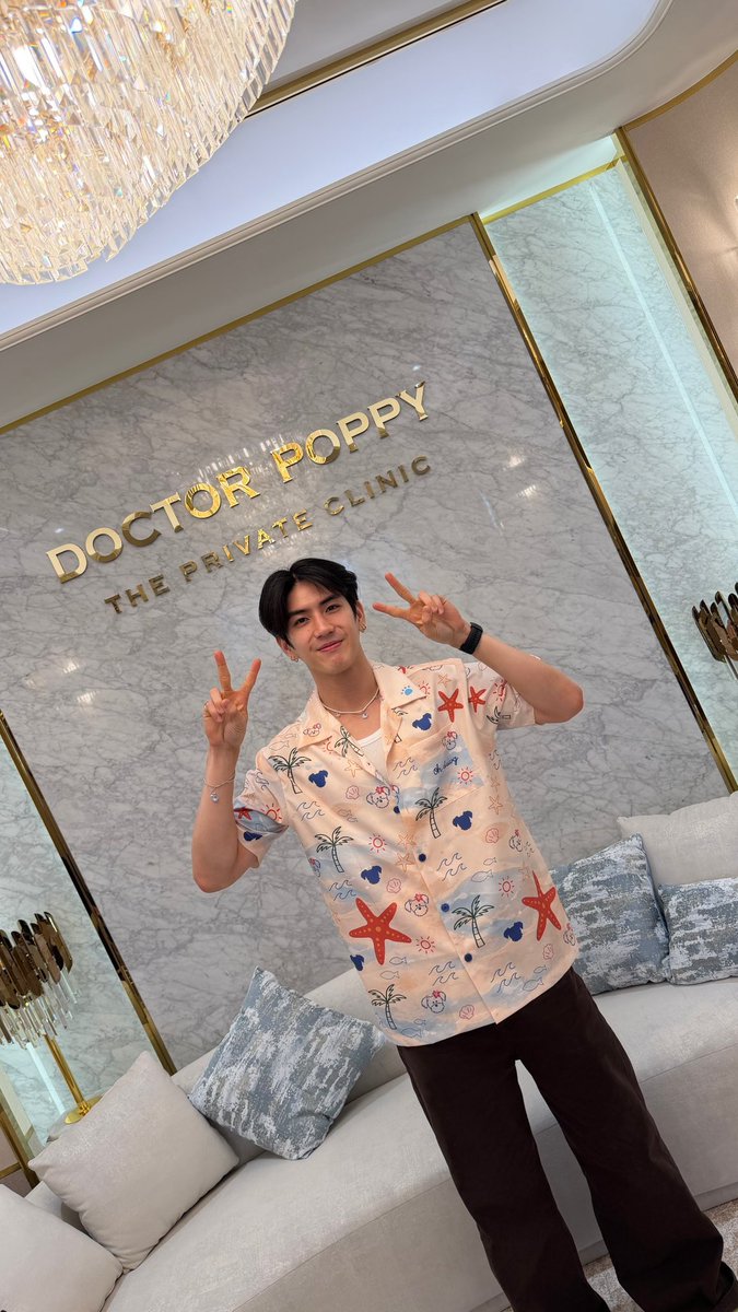 mitang_____'s tweet photo. 𓏔 IG Story doctorpoppytheprivate (26.05.31) ⟢ 𓈒

🎀

#sea_tawinan #ChaoTalay https://t.co/4nClBV1RwP