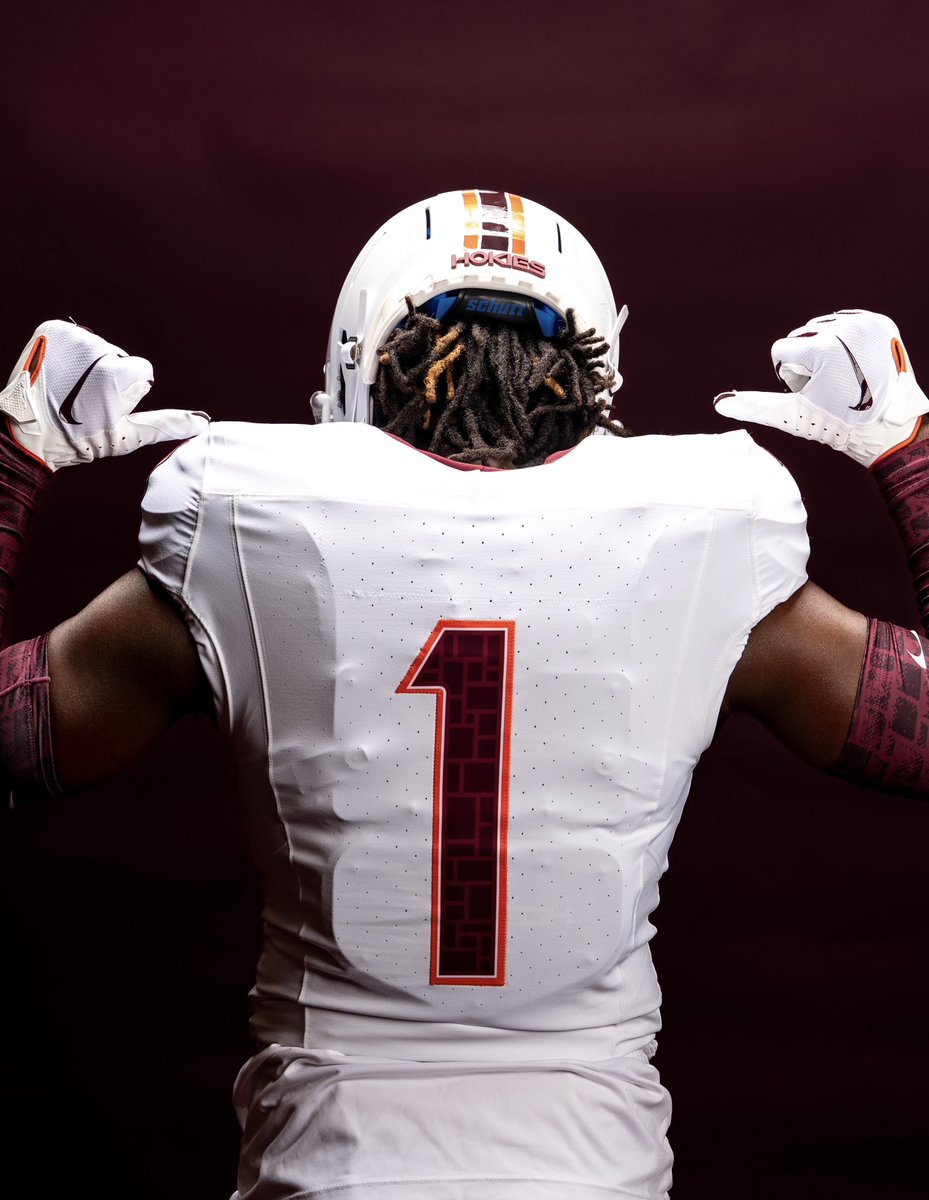 st1cktalk_tmo's tweet photo. How we feeling HOKIE NATION!!! @HokiesFB @coachjfranklin @Coach_Midget https://t.co/oakVanKZbG