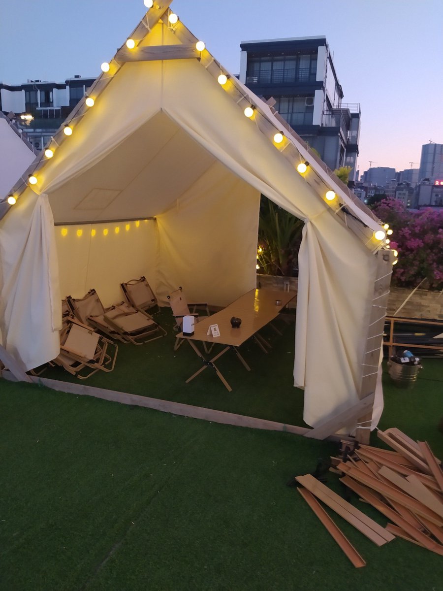 BobSmith79126's tweet photo. Just woken up to pine scent and mountain sun filtering through the tent—this is the kind of reset my soul needed.  Camping magic hits different when you trade alarms for birdsong.， https://t.co/QWABNgsm6P