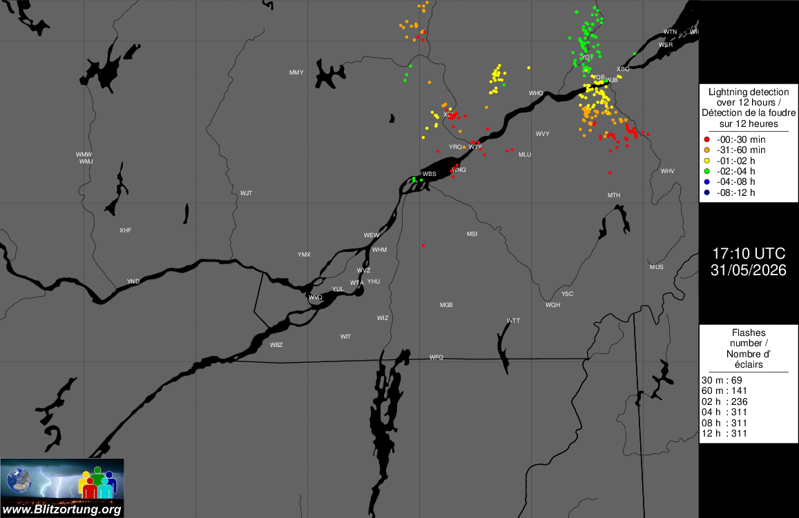 WeatherRdp's tweet photo. There is currently lightning to our northeast. https://t.co/hHLadsLEEa