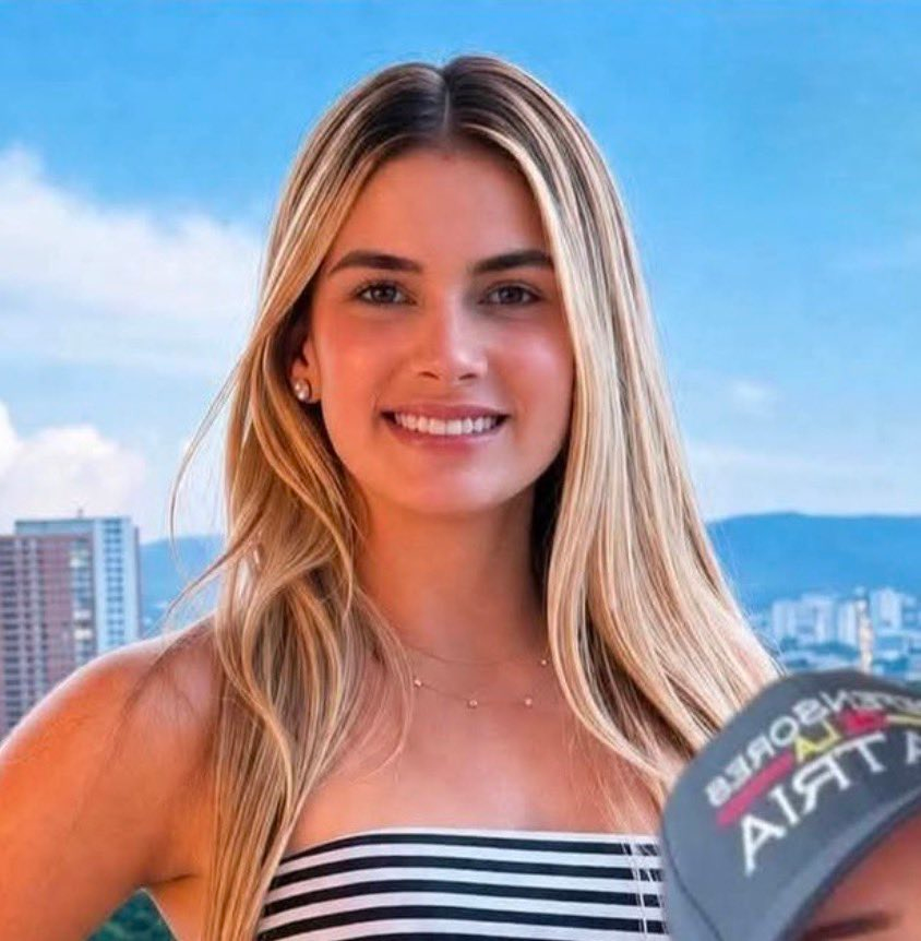 Lucía Woodcock tweet media