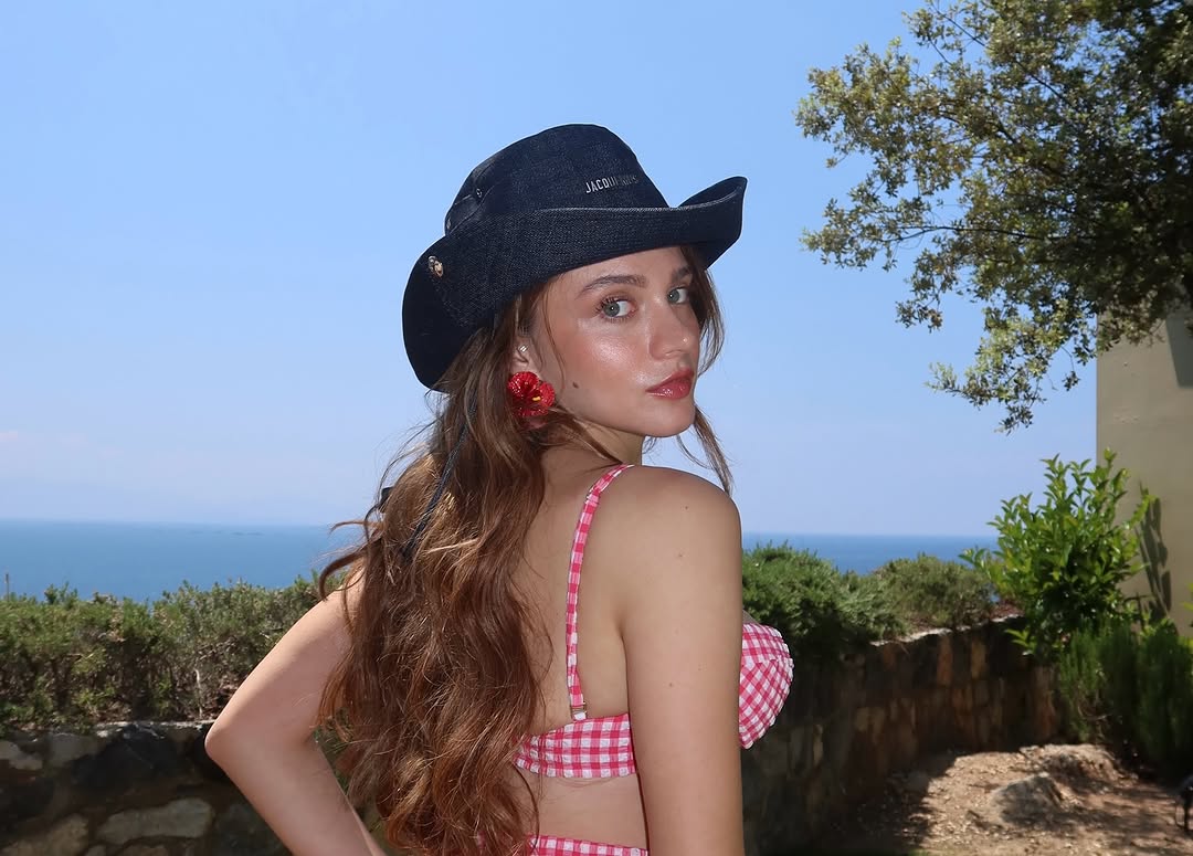 yoyofantastic1's tweet photo. Soft beauty 😍 🩷

#MirayDaner #MedCezir #VatanımSensin #BirLitreGözyaşı #TheProtector #Saygı #KaraTahta #KuşUçuşu #HudutsuzSevda #BizeBişeyOlmaz #Hileon #Mihan #Helsav #Irlas #Halzey #Aklal https://t.co/bRgeIUqsUf