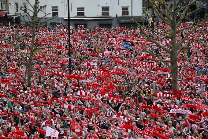 dudubody's tweet photo. We are the gunner https://t.co/5z1uHSD3cQ