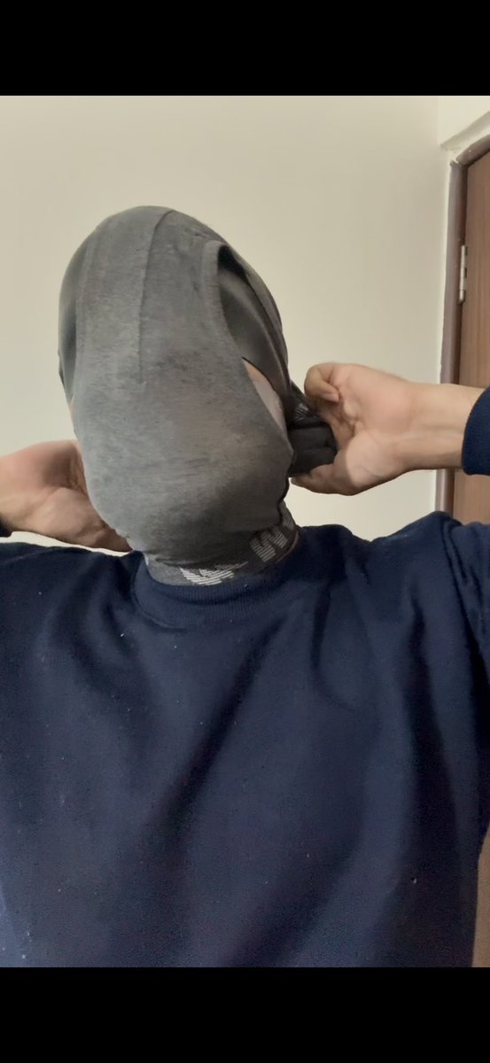 xyssgag's tweet photo. Underwear hood odour amplifies under plastic hood! DM for custom video
#cleavegag #stuffgag #tapewrapgag #underwearhood #breathplay #gaybondage #menbondage https://t.co/luNHSQayb5
