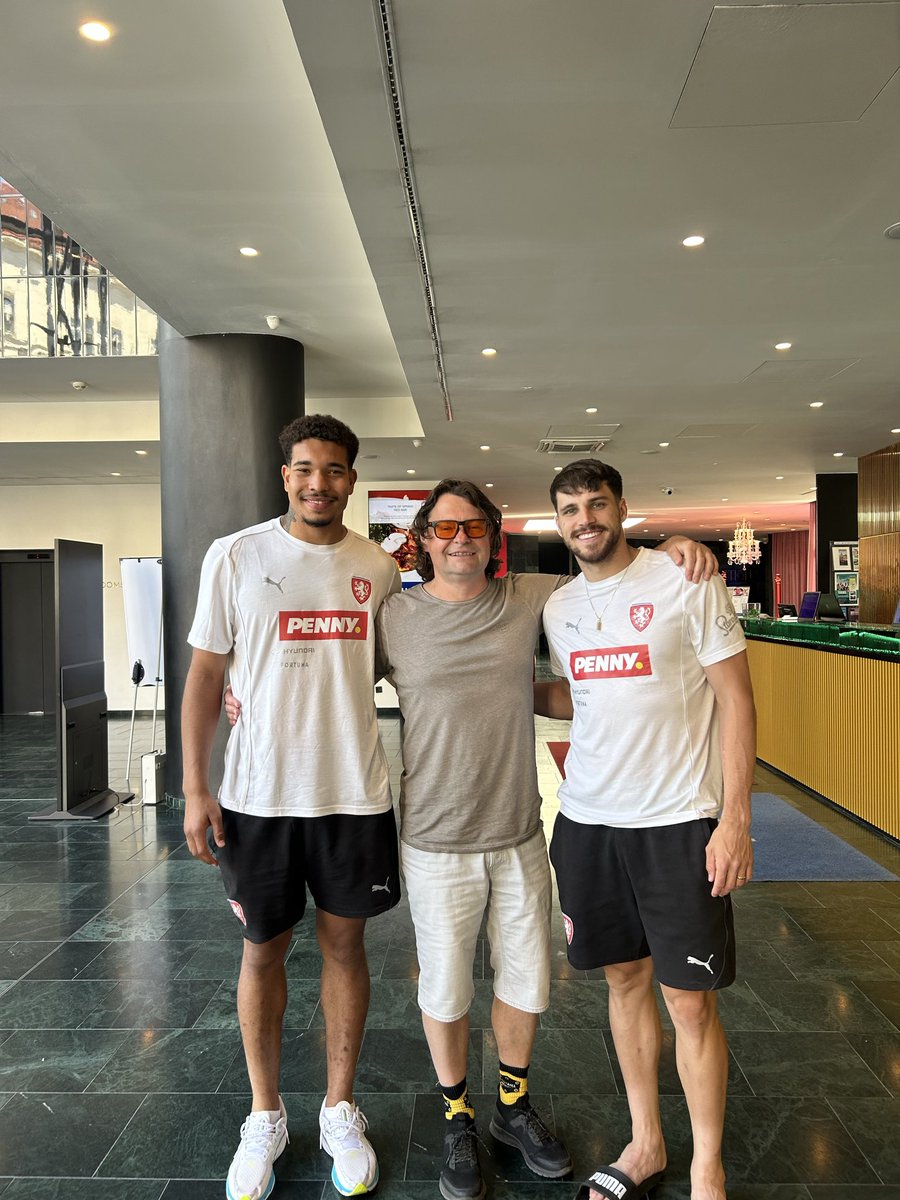 MartinKrob3's tweet photo. Jsem na vás pyšný, chlapci. Kryštofe, dnes velmi dobře 👍 Budeš mi  v Mexiku i USA chybět. 
Hodně štěstí, Davide, tobě i celému týmu! https://t.co/1vbraJNTOR