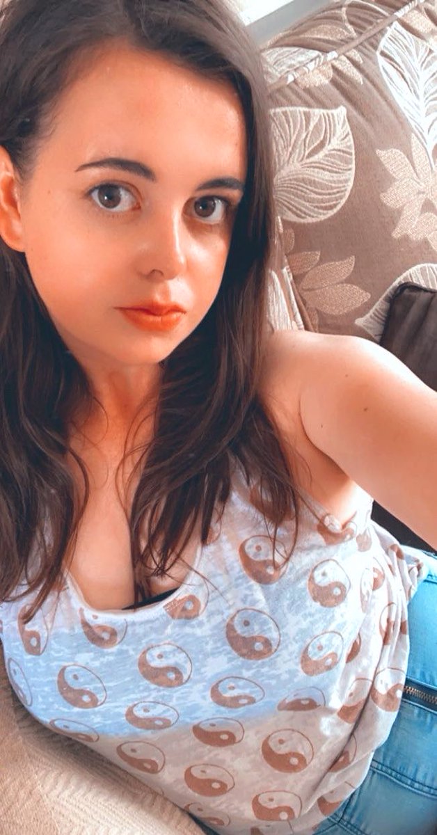 ACNHCarrie's tweet photo. Looking for new mutuals pls 🥹🌸🩷

❦ she/her
❦ 31
❦ ACNH, Zelda, Final Fantasy
❦ POKÉMON >ᴗ<
❦ pc + nintendo switch
❦ cats ₍^. .^₎Ⳋ

♡/↺ to be moots!
#promotwt #gamingtwt #pokémon #acnh #NintendoSwitch #nintendo #followforfollow https://t.co/X46b05lPml