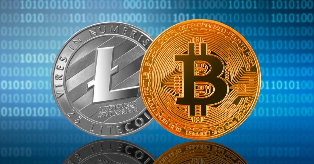 KongBTC's tweet photo. Two OGs

One created digital scarcity

The other perfected digital payments

$BTC gets the headlines, $LTC keeps building

More than a decade later, both are still here

That says everything ⚡️🟠 https://t.co/i67SVs94bM