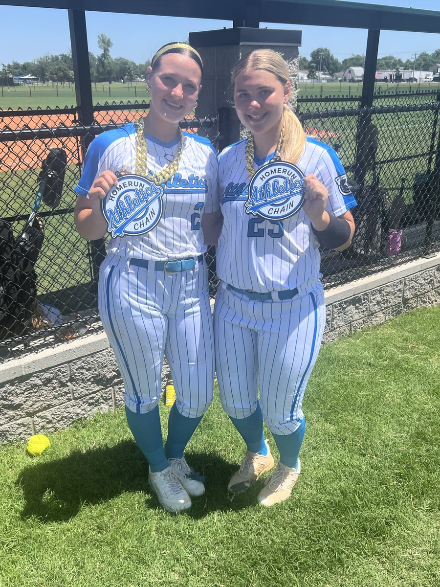 OKAs2010Madden's tweet photo. Congrats to Rylee Black and Lawson Geheb for their homeruns in our 12-0 win over Absolute Blast Dearborn 16U!!  Rylee with a solo shot and Lawson with a 2-run blast!!  Way to go ladies!! 💣💥💣💥

@roobutt2 
@GehebLawson 
@TCSFastpitch https://t.co/WgDnid9UlL
