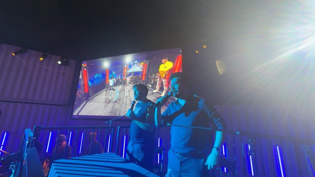 CMDannCA's tweet photo. Action shots from the fight last night to save dogs. One of the best things I’ve ever been a part of.  @REK @cixliv @BitSpaceDevelop https://t.co/Ccbc10TuJ8