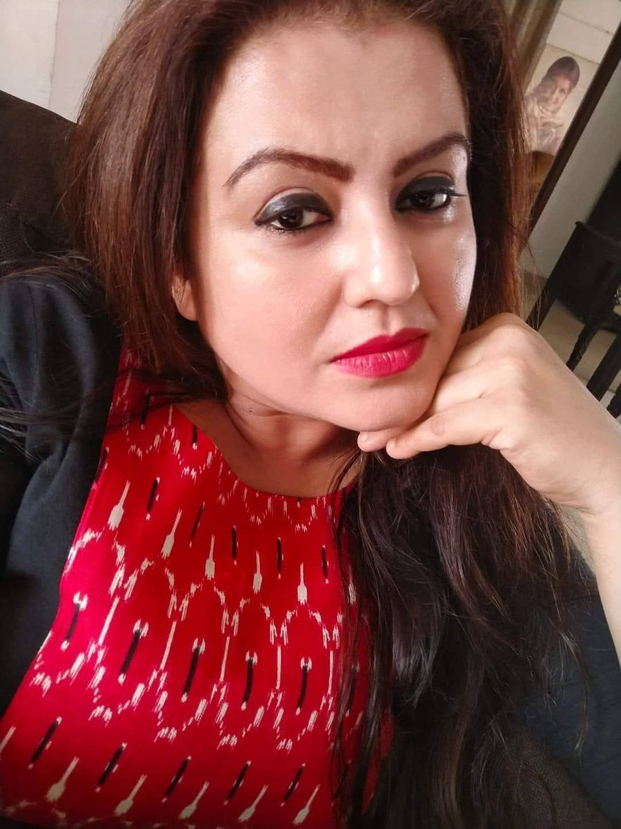 kayaldevaraj's tweet photo. ஜூன் 1
நடிகை, மற்றும் இயக்குனர், தயாரிப்பாளர் சோனா பிறந்தநாள்.
#HappyBirthdaySona #ActressSona #HBDSona #Sona https://t.co/1ZSUjnlM9j