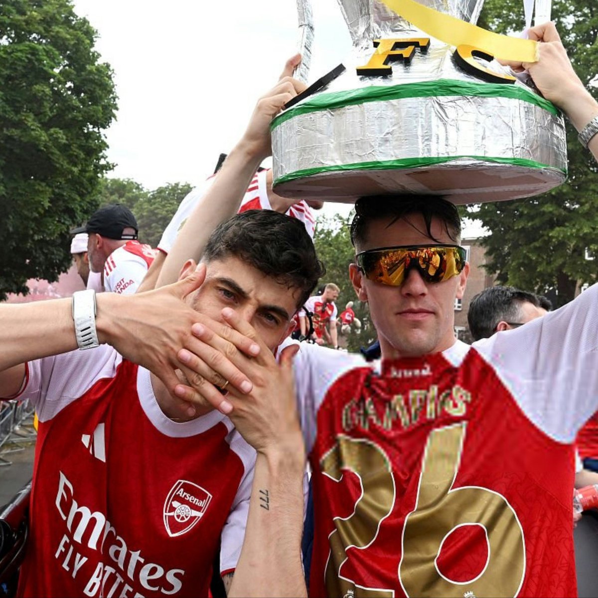 Arsenal Pics That Go Hard tweet media