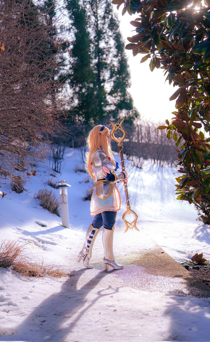 AvemLux's tweet photo. I know most of yall are just here for my RWBY content..... but..... Lux anyone 🥺

Photos by moonlitriversphoto
Lux from @LeagueOfLegends
@playriftbound #leagueoflegends #lux https://t.co/ZsnXjCQBmM