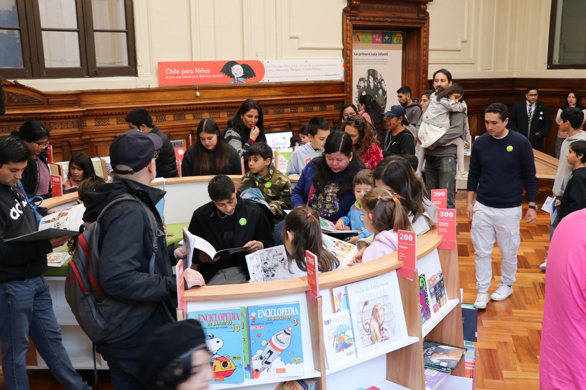 BNChile's tweet photo. Por supuesto, no podía faltar nuestra Sala Infantil Margarita Mieres, la cual recibió muchísimos visitantes de todas las edades en estas dos jornadas del Día del Patrimonio. https://t.co/zDnTCmWvvQ