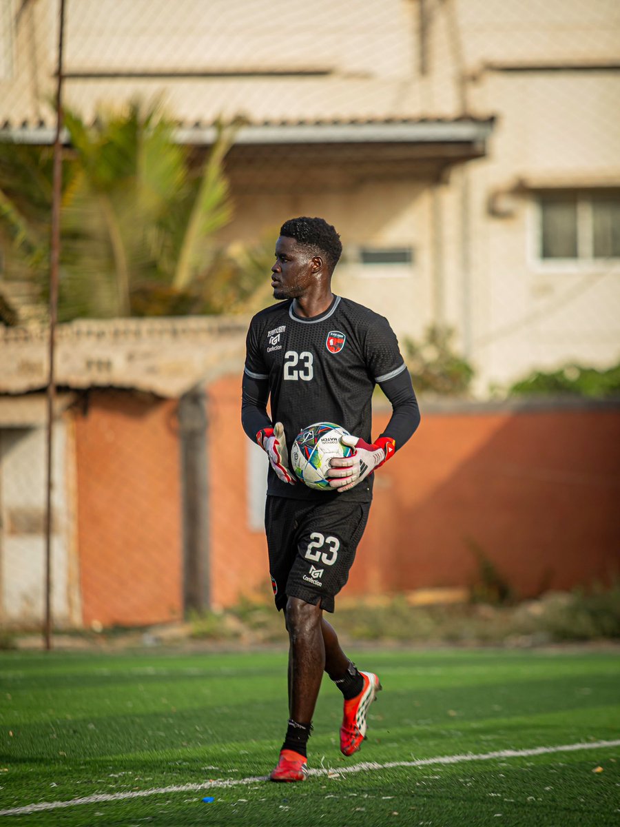 Besportacademy's tweet photo. Retour en images sur la séance d'entraînement du jour.
Les derniers réglages se poursuivent avant le choc face au Bloc 16.

Chaque détail compte pour aborder cette rencontre dans les meilleures conditions.
L'équipe est prête à relever le défi. https://t.co/YkQeyoo57L