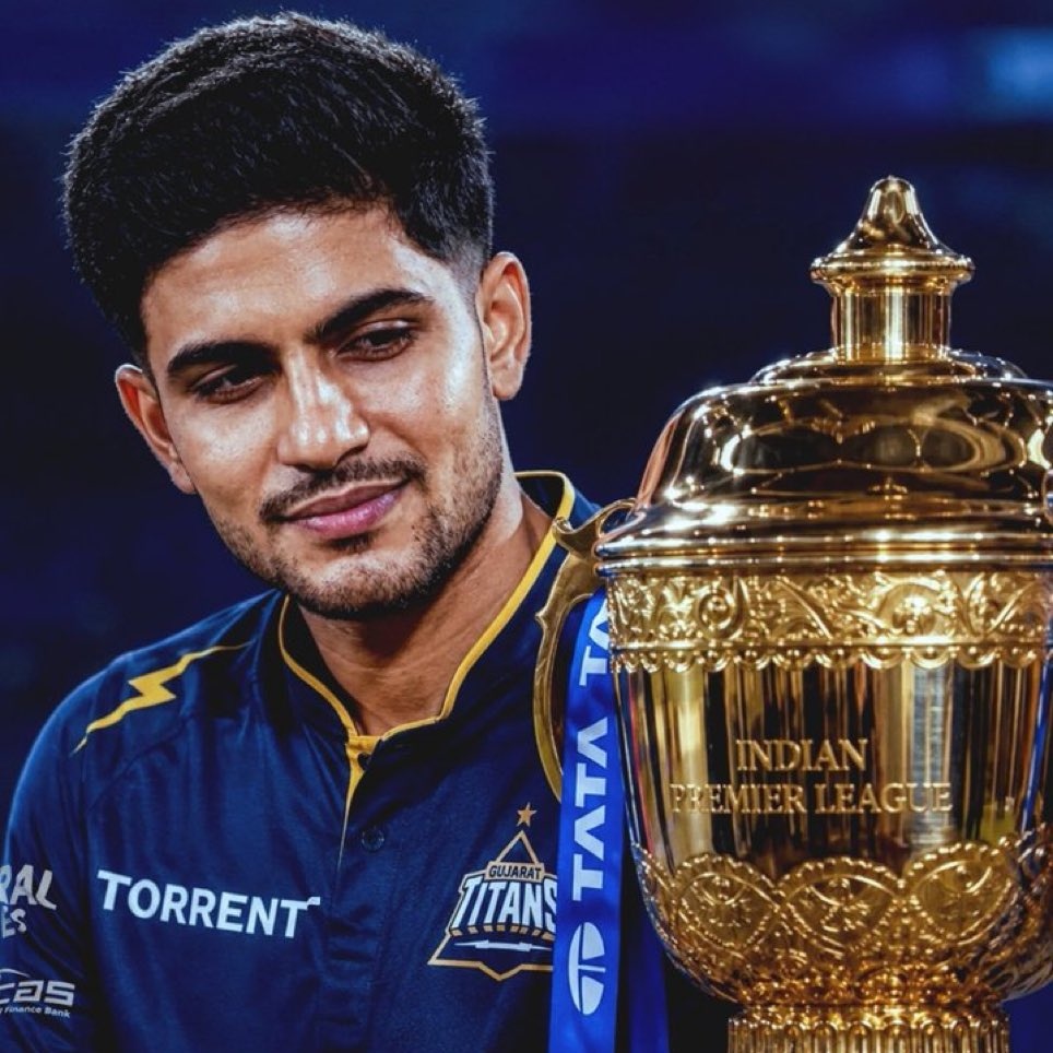 umda_panktiyaan's tweet photo. क्‍या हार में क्‍या जीत में
किंचित नहीं भयभीत मैं
संघर्ष पथ पर जो मिले 
यह भी सही वह भी सही 

~ शिवमंगल सिंह ‘सुमन’ https://t.co/nWbISzl6gd
