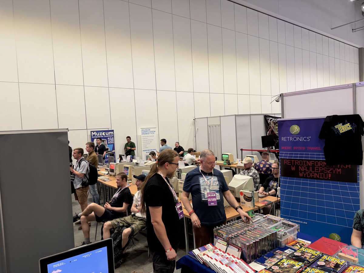 pograneeu's tweet photo. Drugi dzień na #CDActionExpo równie przyjemny jak i wyczerpujący fizycznie 😅. Mamy jednak sporo materiałów, które sukcesywnie będziemy wrzucać na bloga. Dziękujemy wszystkim za rozmowy i świetną atmosferę! Widzimy się za rok 😎 https://t.co/ZYiNXdbmxg