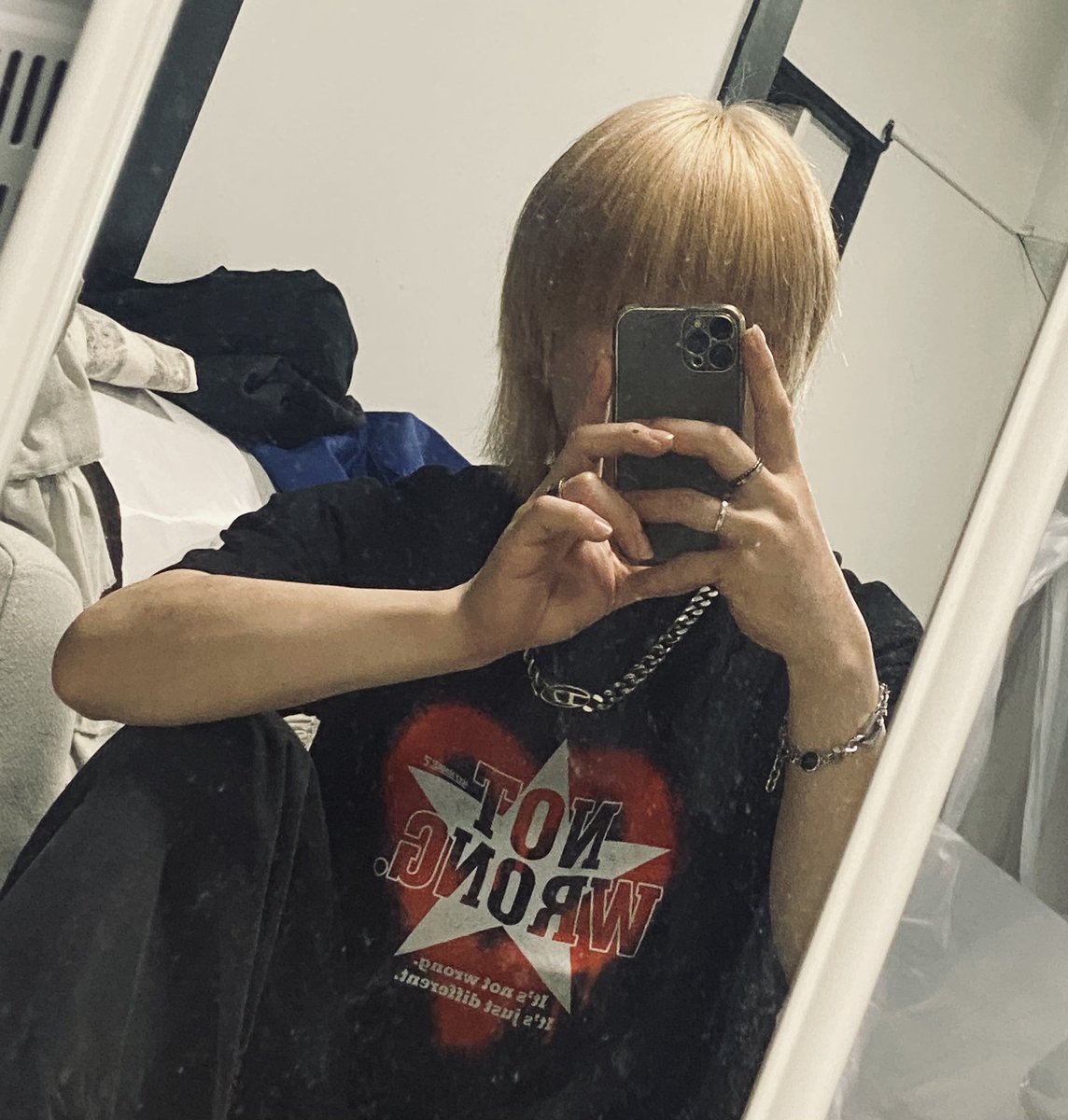 Lv27z's tweet photo. 金欠すぎて服買えてないから新しいの買いたいにょ https://t.co/U2gFcooiZL