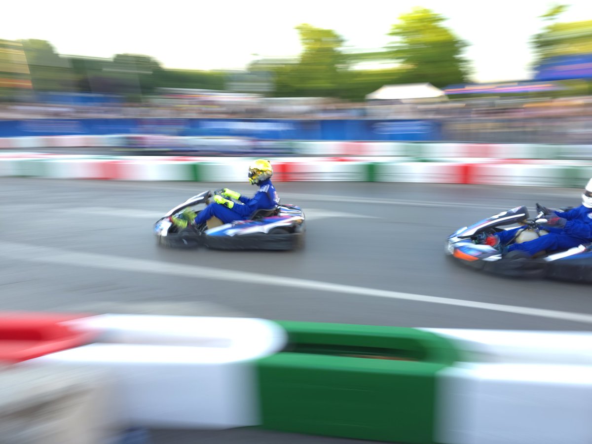 Kris_Alex_79's tweet photo. Snapdragon level performance, by Samsung Galaxy S24 Ultra on Red Bull Cart Fight 2026.
#Snapdragon #ShotOnSnapdragon https://t.co/IioKxYO9Y0