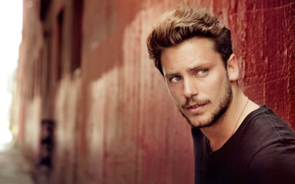 Lucasfradec's tweet photo. Top 15 Suíça de maio: Bastian Baker com Time To Shine na terceira posição!
https://t.co/UFwpHPbboP
#colunatopmusic #playtv @playtv #iptv #tvporassinatura #tvpaga #spotify #rdio #deezer #tidal #applemusic #youtubemusic #netflix #crunchyroll https://t.co/Hk4nRJYt09