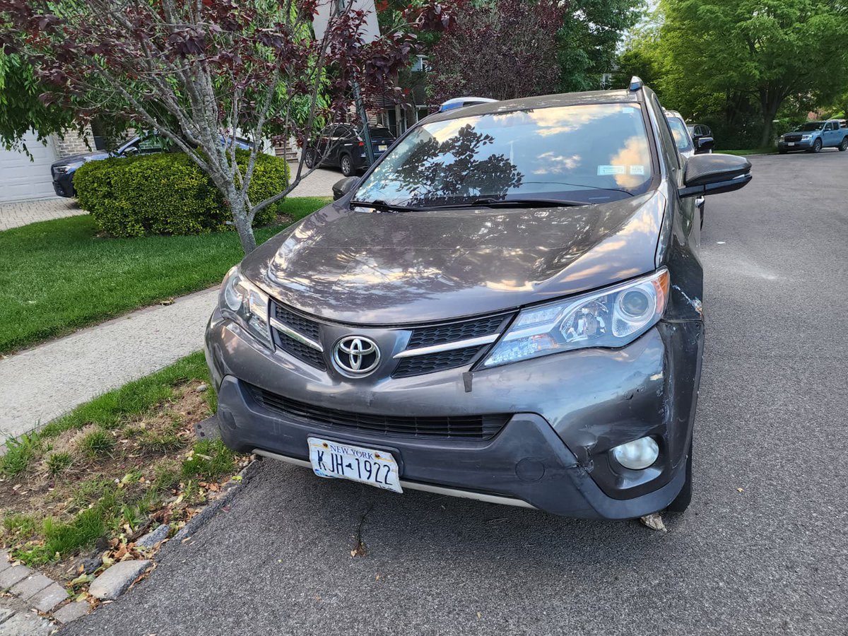 rundriveng's tweet photo. 2015 Toyota RAV4 
Buying: $5,500
Shipping: $1,600

My customers may be on your timeline 

Kindly retweet. https://t.co/NTid9liiA1
