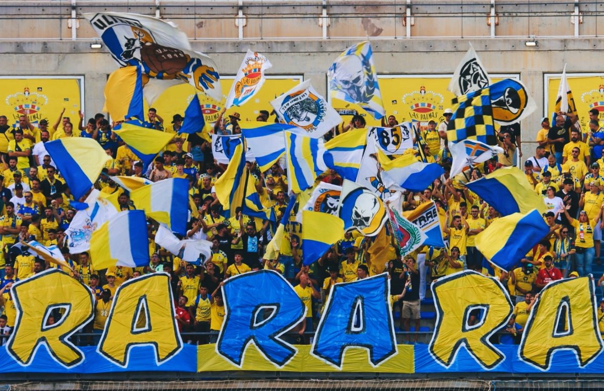 AdayUD's tweet photo. Somos Las Palmas y nos van a tener mucho miedo en este playoffs. Cuatro partidos para volver a Primera División. 

Vamos, Las Palmas. https://t.co/42r4RLvVJm