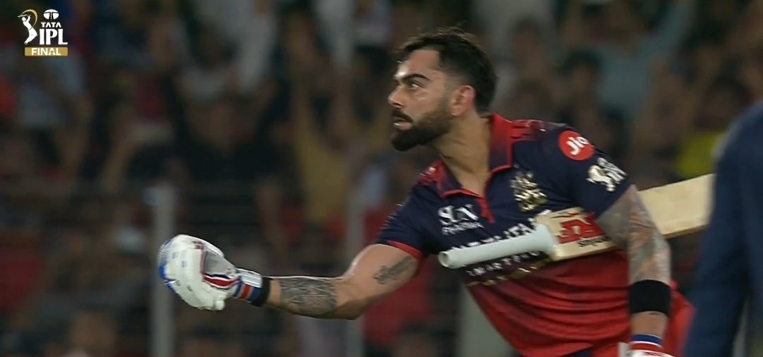 335Yash's tweet photo. Years change, time change but his unreal consistency and dedication towards cricket will get never changed another great chase at biggest stage King Virat Kohli congratulations 👑🔥🔥💯🏆

#RCBvsGT #ViratKohli #IPLFinal https://t.co/RalDIsPJRc