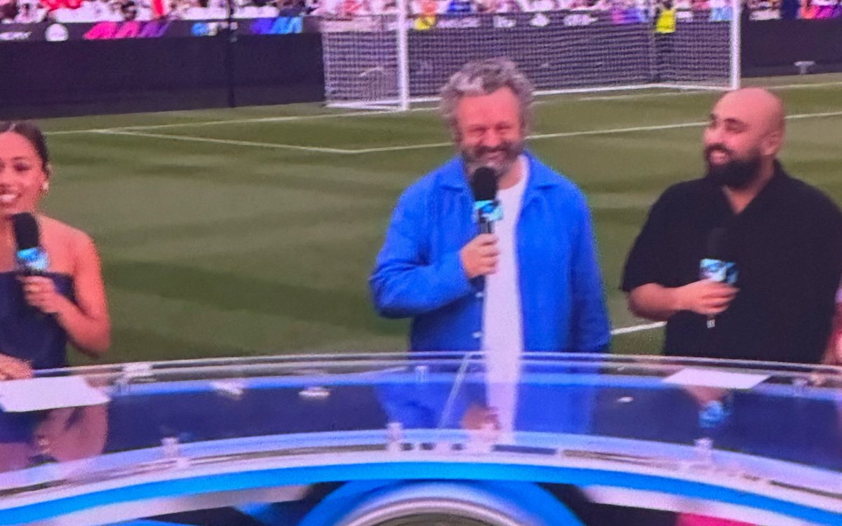 SuperBeamy's tweet photo. Michael fuming that back in his day there was an off side rule  is everything 🤣

Also genuinely Soccer aid get Michael Sheen as a pundit next year! You won’t regret it! 
“KEEP YOUR SHAPE!” https://t.co/Fh29mlv7dG