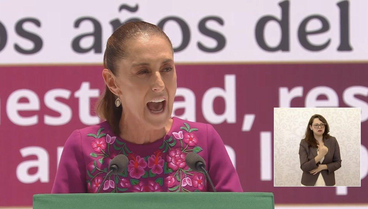 RepDeFiFidonia's tweet photo. Tirar millones de pesos… para otra mañanera.

Teniendo un país que se endeuda cerca de  3,800 millones de pesos al día, lo que se le ocurre al gobierno es gastar más para juntarle gente a la presidenta y decir exactamente lo mismo que todos los días en su show matutino.

¿De qué sirvió el evento de hoy? De nada, a EE.UU. le vale 3 toneladas de cacahuates sus mítines, los que creen en ella ya lo hacían y los que no… menos lo vamos a hacer.

Pareciera que este gobierno no tiene más plan que aferrarse al poder como pueda… y seguir defendiendo a sus narcos y a su líder moral.

#RDF🐅