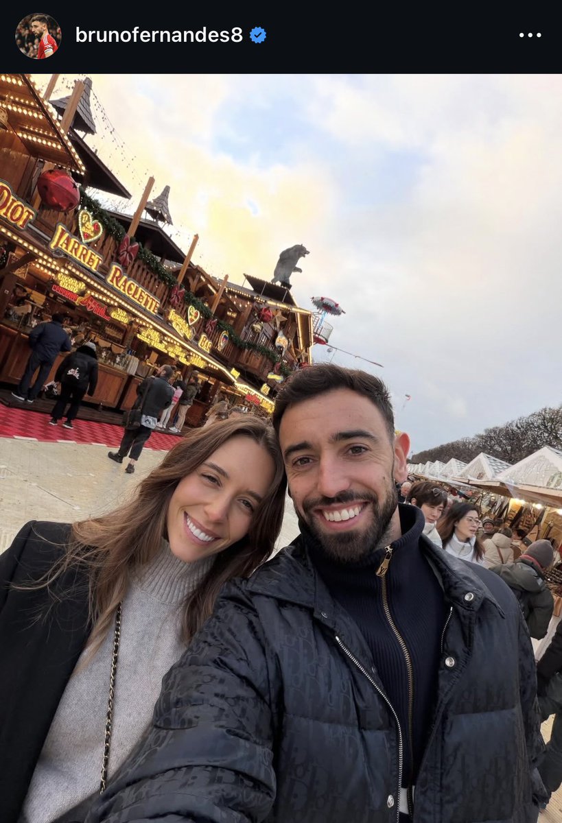 ESnomanu's tweet photo. Todos con mujeres normales, sencillas y sin necesidad de ser protagonistas por vestir como onlyfaneras. 

La selección de Portugal es mi favorita sin duda para este Mundial. https://t.co/4DOOufeOU0