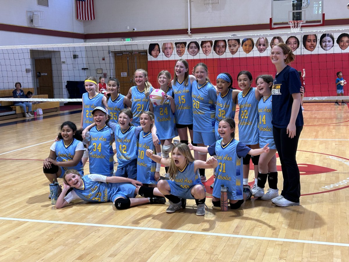school_ann's tweet photo. Congratulations to our Saint Ann Catholic School 4th and 6th grade girls volleyball teams, who wrapped up their seasons undefeated in this weekend’s mini tournament, winning all three of their games! 💙💛
We are so proud of their teamwork &amp; sportsmanship.
Go Falcons! https://t.co/0FuITHddXG
