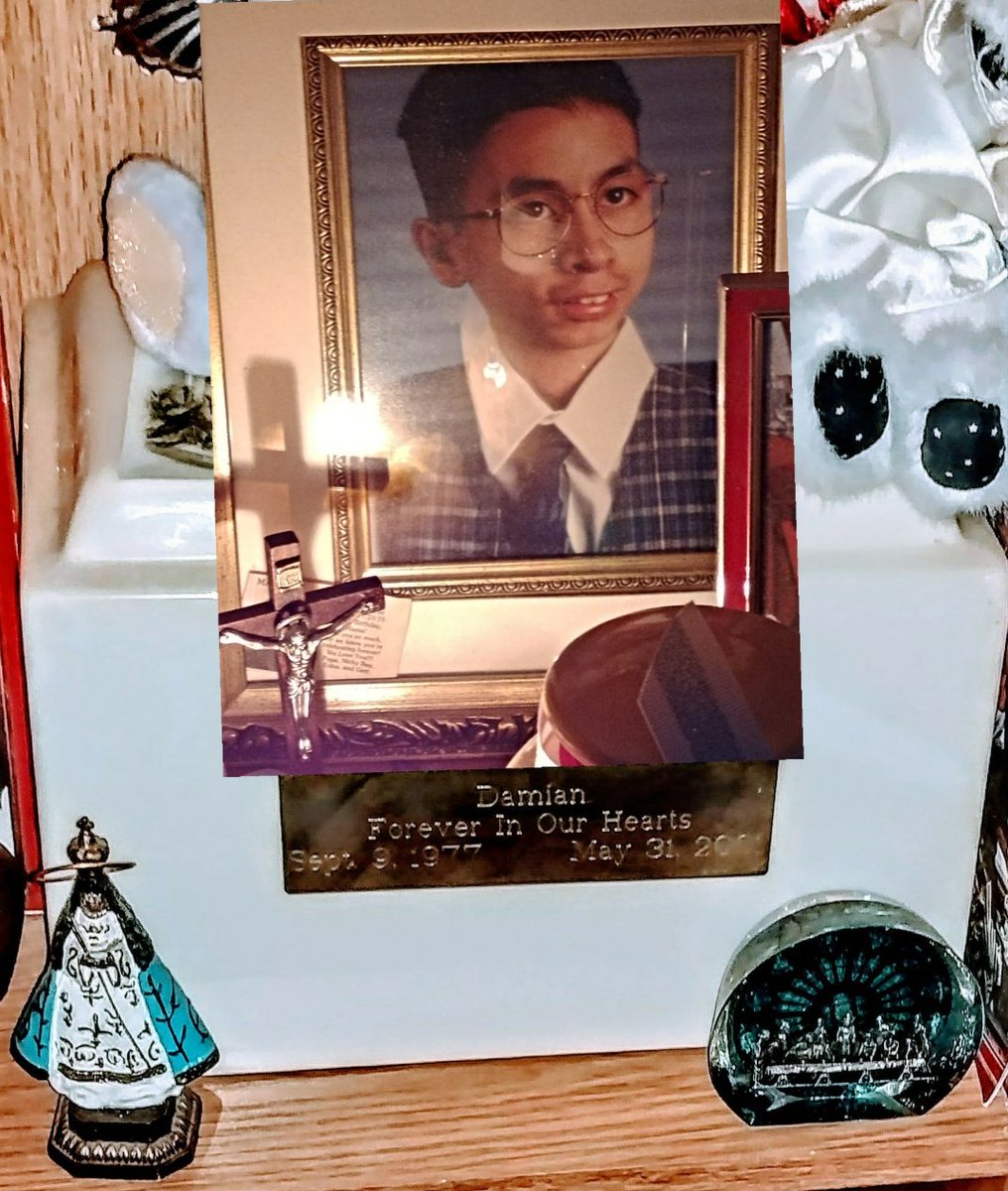 Triumph216's tweet photo. Miss you so much brother...So many days I think how life would be if you were still in ours. 25 long years later and when your name gets brought up people smile and ALWAYS have nothing but good to say about you. You were such a blessing to everyone who had the pleasure to meet you. Love you big brother. Give Mom a hug and kiss for me. Rest In Paradise