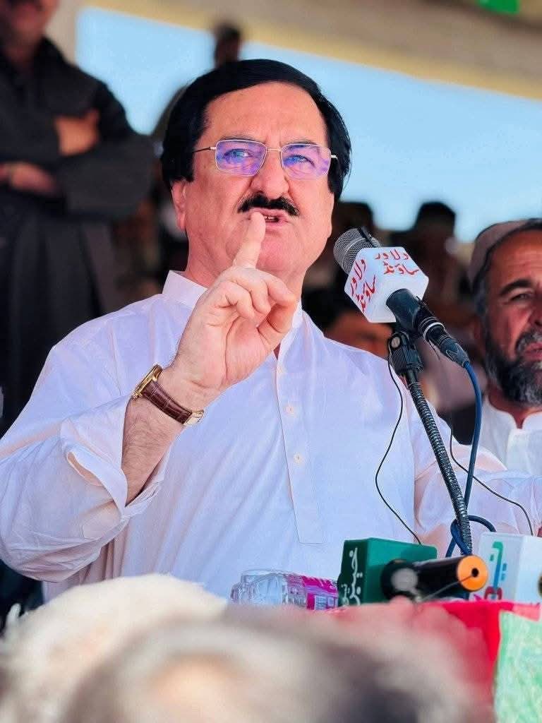 FAZALASHNA2's tweet photo. د پښتونخوا وطن ستر نواب 
سر زمین پشتونخوا وطن کا عظیم نواب 
Chief of Pashtoonkhwa 
Nawab of Pashtoon land
@bbcpashto 
@AfghaNarrative 
@ppimedia
@Nations
@Politics
@PashtoonNation
@PakistanHistory https://t.co/O8EBlhOqba