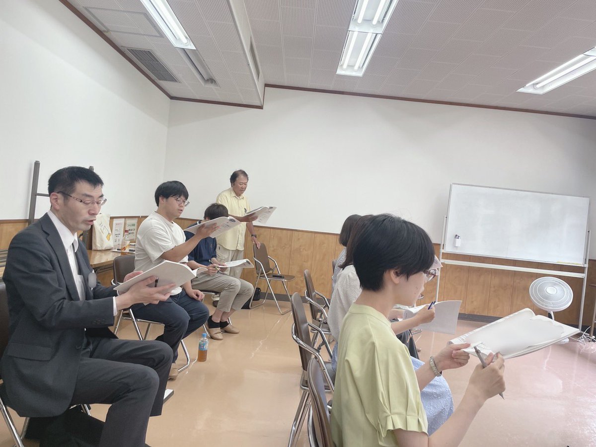 choir_lab's tweet photo. 昨日は団員練習日🍀
6月の合唱祭で歌う4曲を中心に、大きなフレーズを作ることを意識して練習しました。

練習後は新入団員歓迎ランチ🍽️にいきました。
この春はたくさんの新入団員をお迎えしました🌸見学のお問合せはいつでも大歓迎です！

#chorus #団員募集 #混声合唱 https://t.co/SVyNRnfs7F