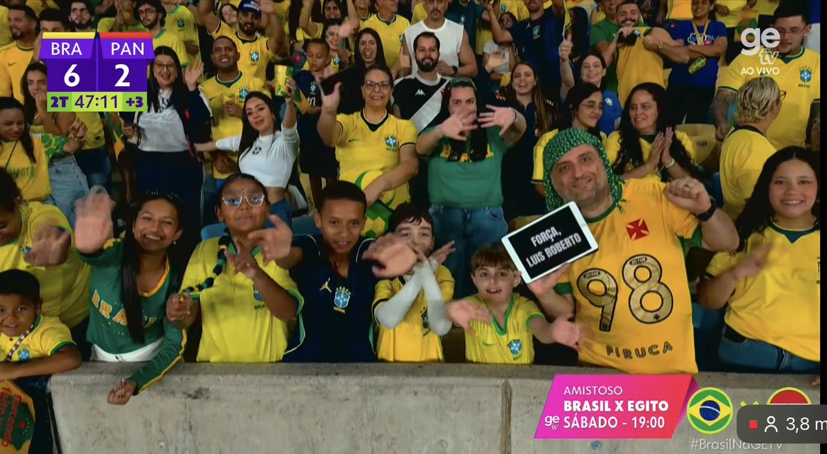 ✠Estagiário do VASCO✠ tweet media