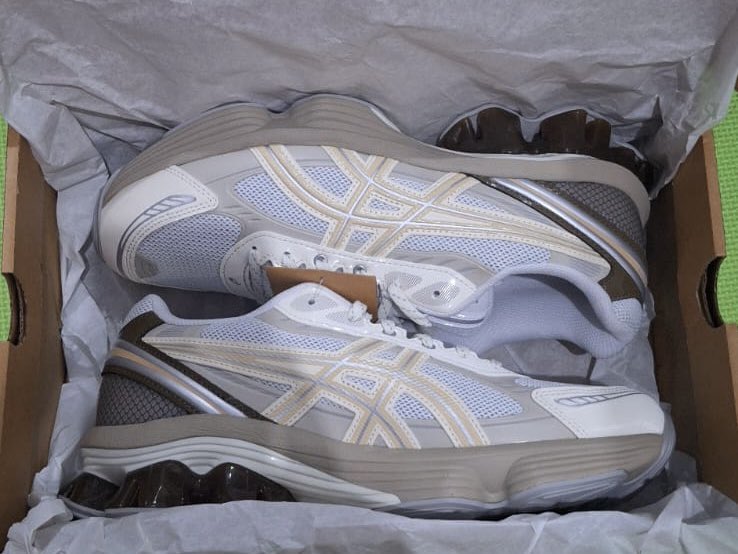 whatacooljay's tweet photo. WTS Asics Gel Kinetic Fluent (US 8/ UK 7/ EUR 41,5/ 26CM) White/Marzipan
- 100% ori
- new no minus
- ada box 
- bisa oren/ kick av*nue (splitpay adm gede)/ tf BCA langsung

💸 1.400k
💌 dm for more details
📍 dom depok
🏷️ wts wtt wtb ina footwear sepatu https://t.co/NKkiVJdJxG