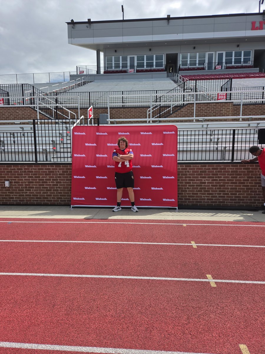 JacobConners11's tweet photo. Had an amazing time at @WabashFB Junior Day. It was aswome to learn about the culture and the program. Thank you to @coachbakewatson for the invite. Can't wait to see what the future holds. https://t.co/sGgoXmA8j7