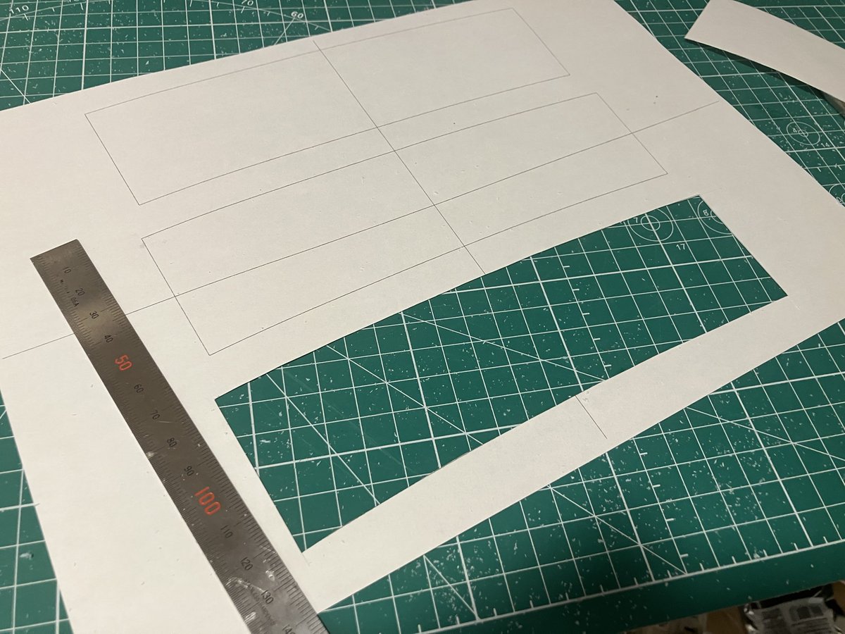 tamo_23's tweet photo. スタイロでベース作り。法面の角度と平面性を気にしながら削る。CADで作図した石垣の型紙を現物に重ね #グリーンマックス の石垣をカットして貼り付け。相変わらずマステのミイラに。 #Nゲージ #レイアウト #KATO https://t.co/WMr5SoQuEW