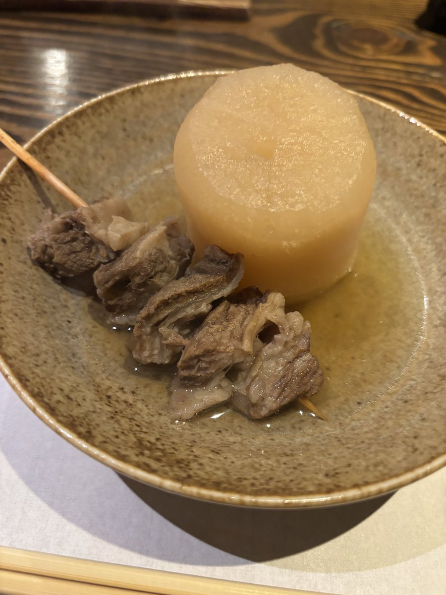 iharaOREBAND's tweet photo. EXILE TAKAHIRO
DINNER SHOW "INVITATION" 秋田

ようやく、ディナーショー初参加でした🥺

嬉しい☺️

久し振りに会うTAKAHIROくんは眩しくてやっぱり目は合わせられなかったけど、カッコよかったという記憶はあります😻 https://t.co/xKZVvxxn6B