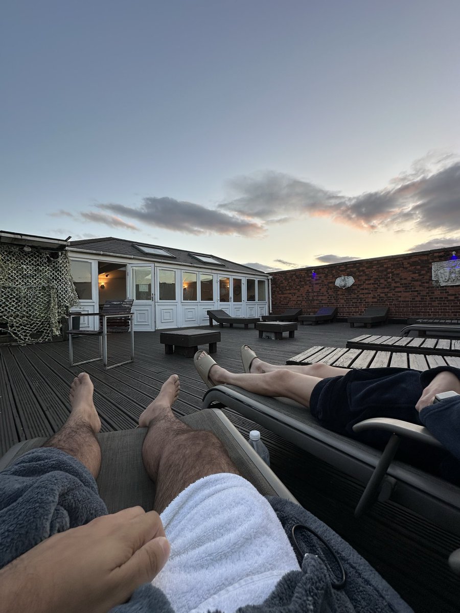 dldompakistani's tweet photo. Instagram vs X 😈

Sunset on the rooftop terrace 🌅😮‍💨

Thanks to everyone who came over and said hi today ❤️ Was class meeting you all.

Collabs locked in 👀🔥

Summer’s coming lads… stay tuned 😈💦

#SaunaLife #SpaDay #RooftopTerrace #SunsetVibes #SummerLoading #Lads #SteamRoom #HotTubLife #Collab #XCommunity #GreenHouse #Walsall

@jayceebrum