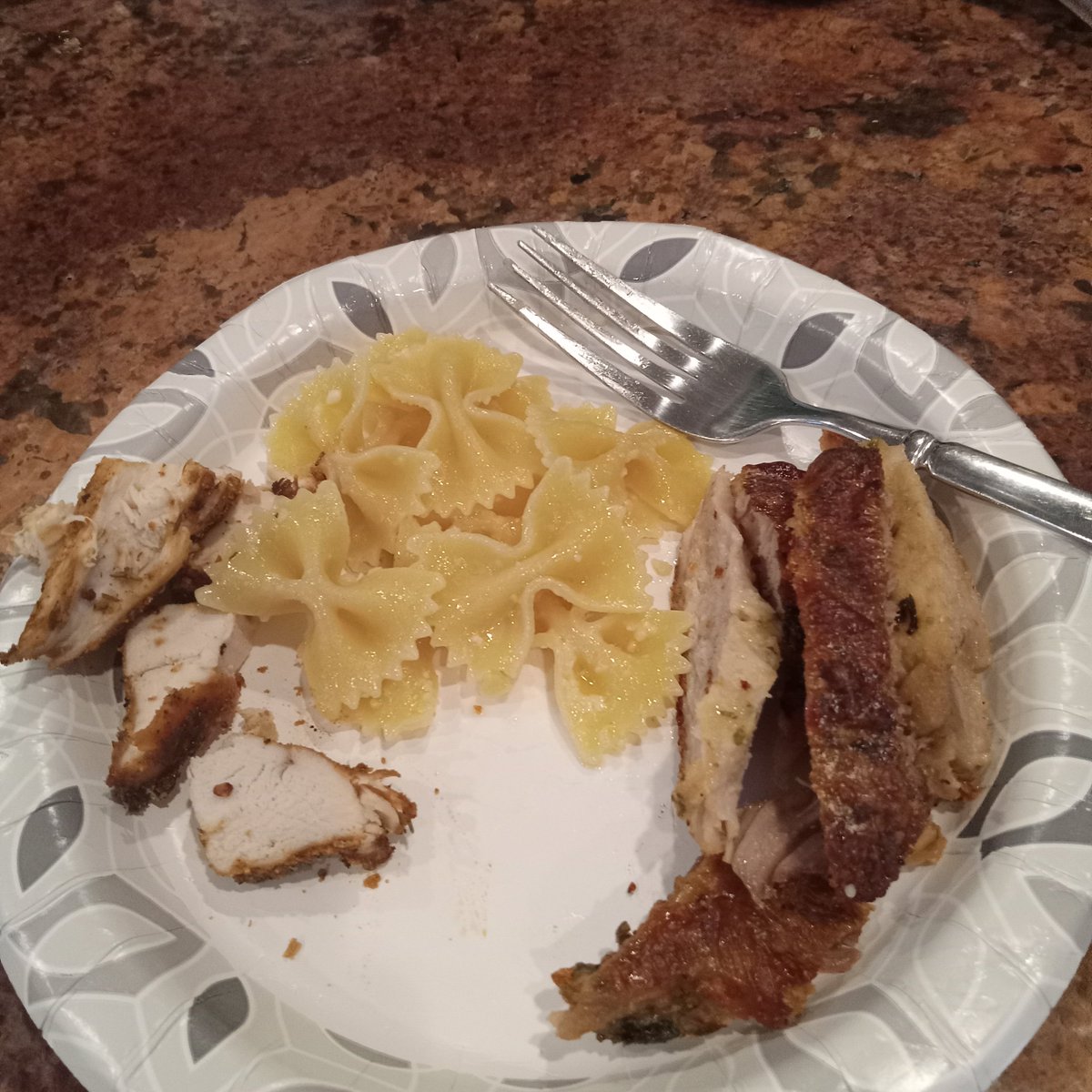 EdwardDrohan's tweet photo. Chicken,porkchetta, bow tie noodles.  Simple but good https://t.co/ws016HXoCT