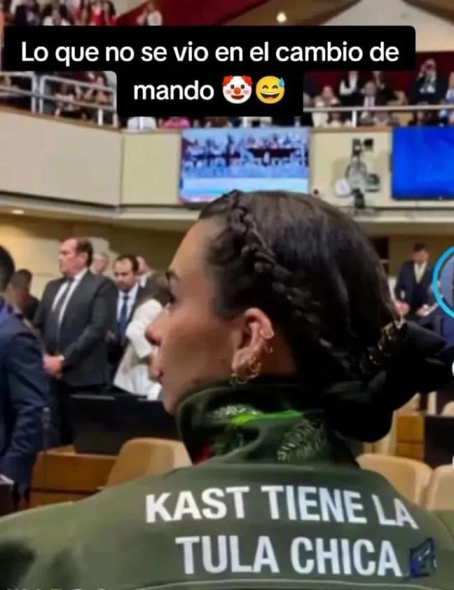 ReneYaez186963's tweet photo. @mrhitchcok Describiendo sus Méritos 
y Talentos para llegar
 tan Alto sólo Criticando,
Mintiendo y Gritoneando!...
Un Caso de lo que esta 
Derecha Autoritaria de 🇨🇱 
entiende por "Meritocracia" https://t.co/jB6njSUFJv
