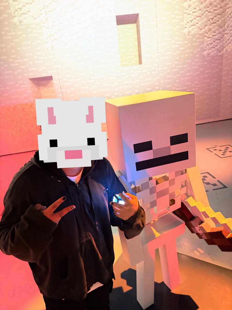 squachiii's tweet photo. Tienen que ir a la experiencia de Minecraft está increíble!!! 

#minecraft #minecraftexperience https://t.co/NT7LRucja5